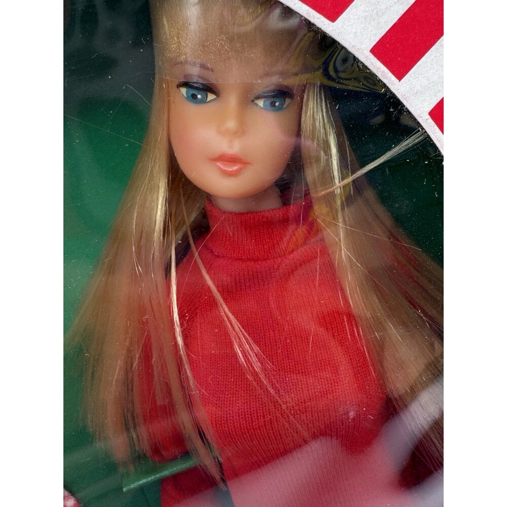 Vintage Texaco Cheerleader Doll 11.5" 1970 NRFB NIB Hong Kong - Picture 2 of 12